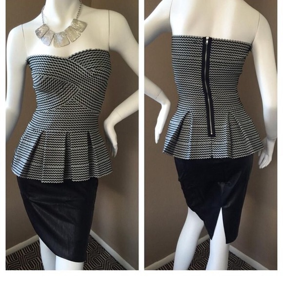 SALE🎉Faux leather skirts - Picture 4 of 4