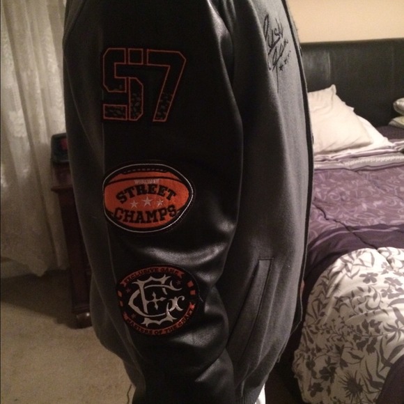 Ed Hardy jacket - Picture 3 of 4