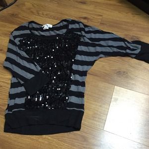 Fun black and grey buckle top