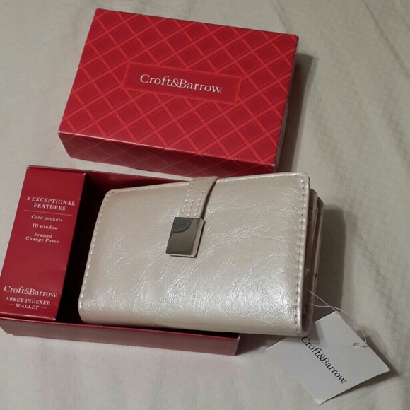 NEW CROFT&BARROW WALLET