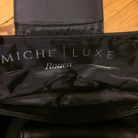 Sold in bundle - Picture 3 of 4