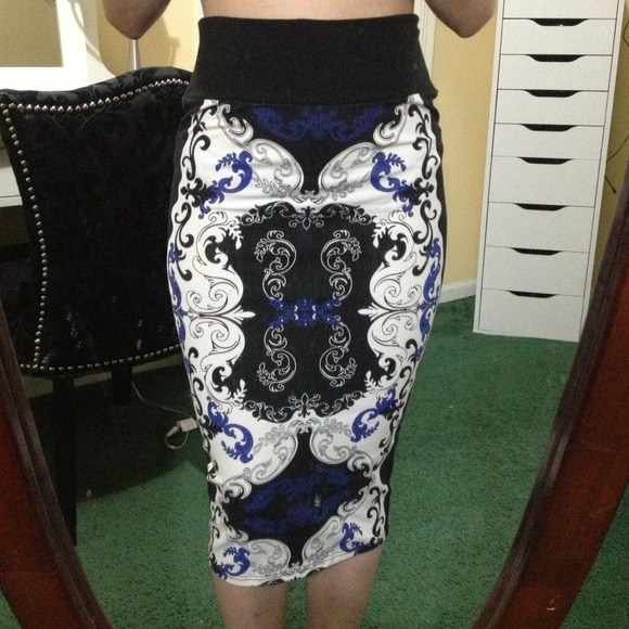 Opulent Print Midi Skirt