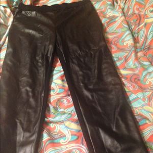 Faux Lea their front jeggs