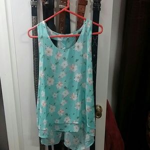 Sleeveless blouse