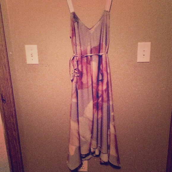 Jessica Simpson maternity dress