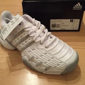 Adidas Baricade V classic size 6.5
