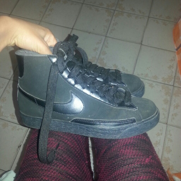 Black Nike Blazers