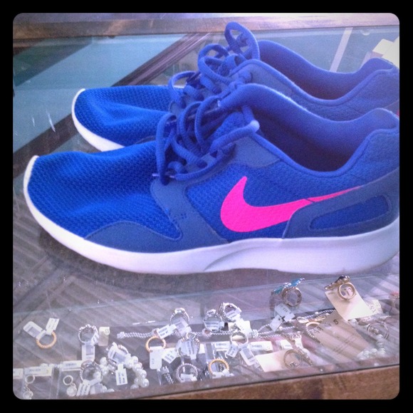 Nike runs FINAL REDUCTION.