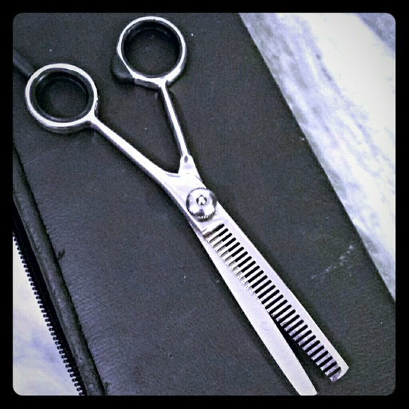 Cricket texturizing shears