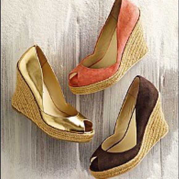 Colin Stuart Shoes - Nude color Peep toe Wedges