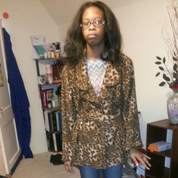 Ladies Leopard Coat