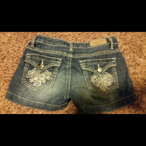 Blue shorts, size 3
