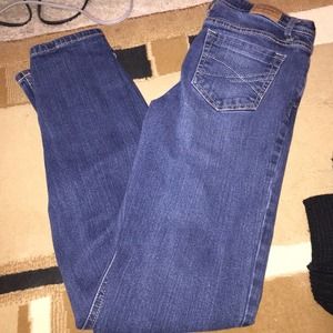 Medium wash bootcut jeans