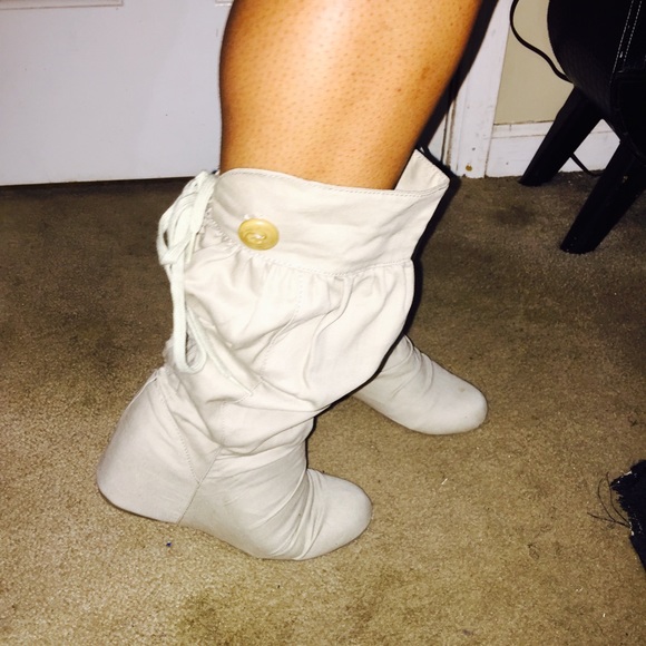 Sold on 5mile- Taupe boots - Picture 3 of 3