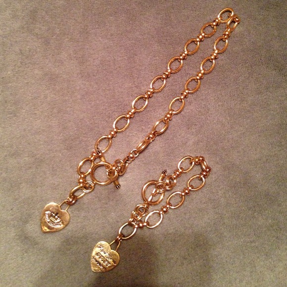 Juicy Couture Necklace and bracelet set - Picture 1 of 2