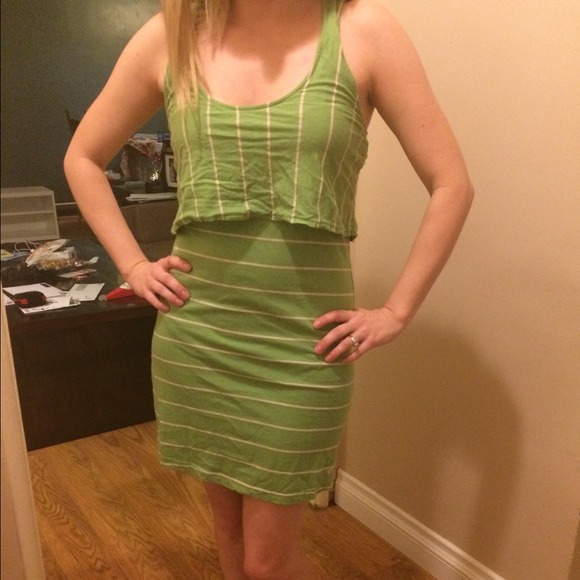 Volcom striped day dress. Green/white. Xs - Picture 1 of 3