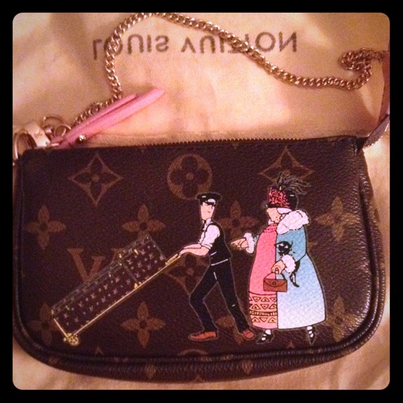 Illustre Mini Pochette