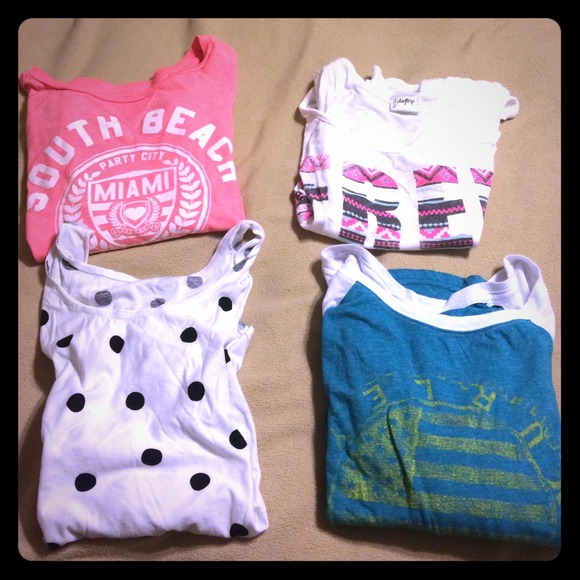 Random top bundle!