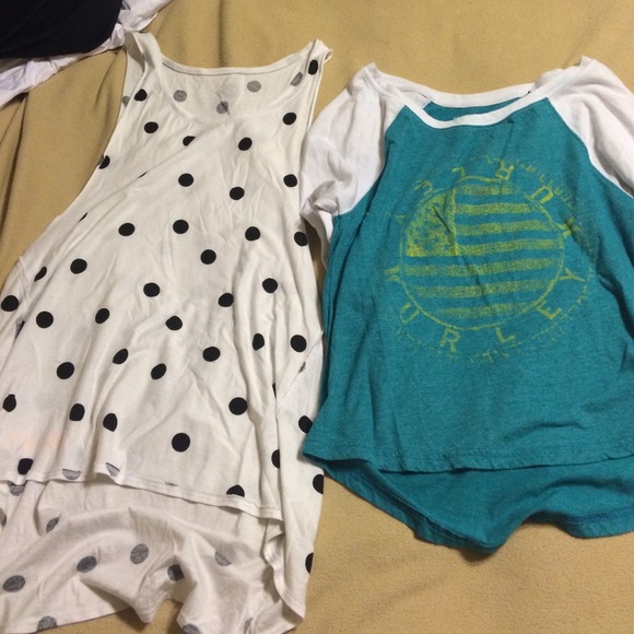 Random top bundle! - Picture 3 of 3
