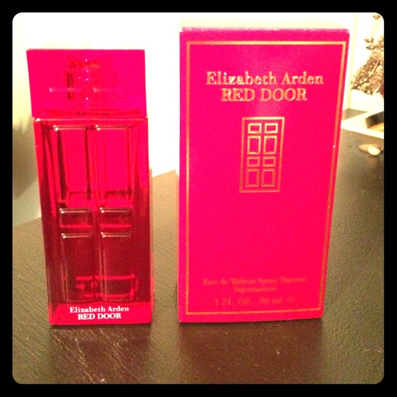 Elizabeth Arden Red Door Perfume *New Unused*