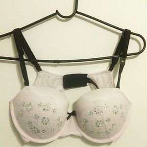 NWT VS Dream Angel Balconet; Size 36D