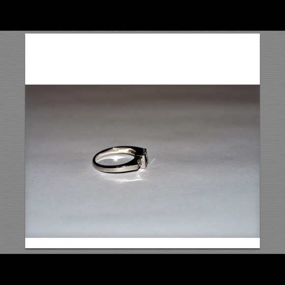 Ring - Picture 3 of 3