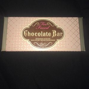 Too faced - chocolate bar