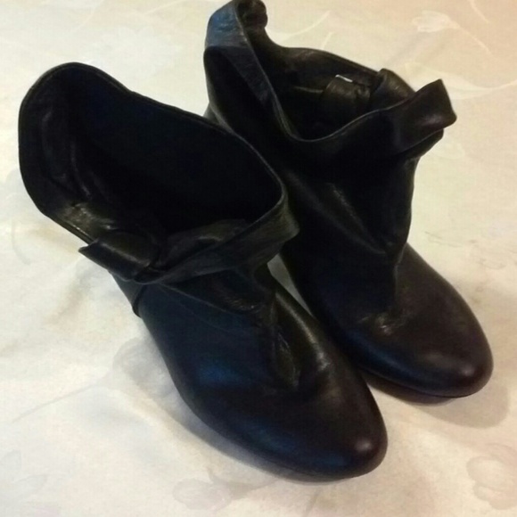 Steve Madden Dress Boots - Picture 3 of 4