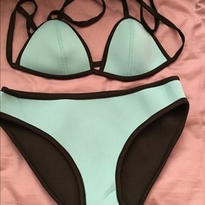 Triangl exact imitation