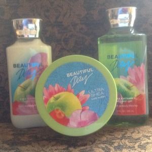 HOLD Brand new/ never used- Bath & Body Works set