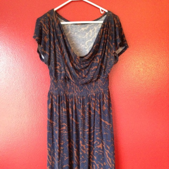 Maternity/Nursing Dress size Large