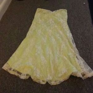 Short green strapless dress