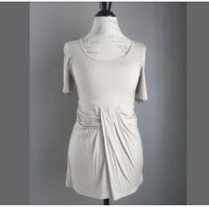 I'M MOVING💃🏽💃🏽SALE👌🏼Antonio blouse NWT