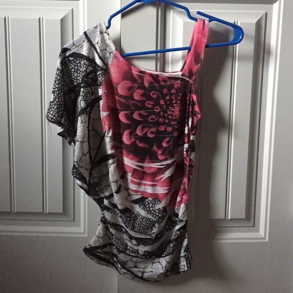 Floral, one strap, one butterfly sleeve