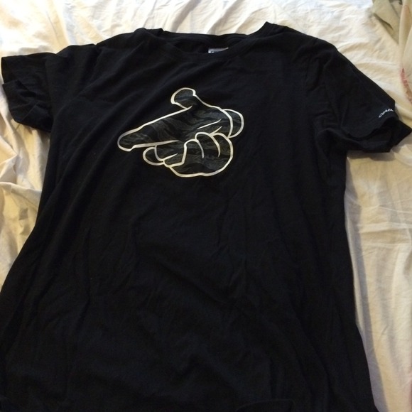 Crooks and castles shirt