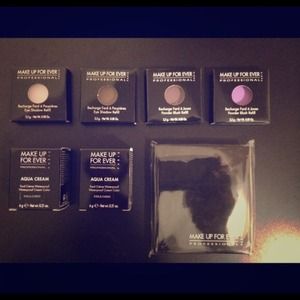 MAKE UP FOR EVER BUNDLE