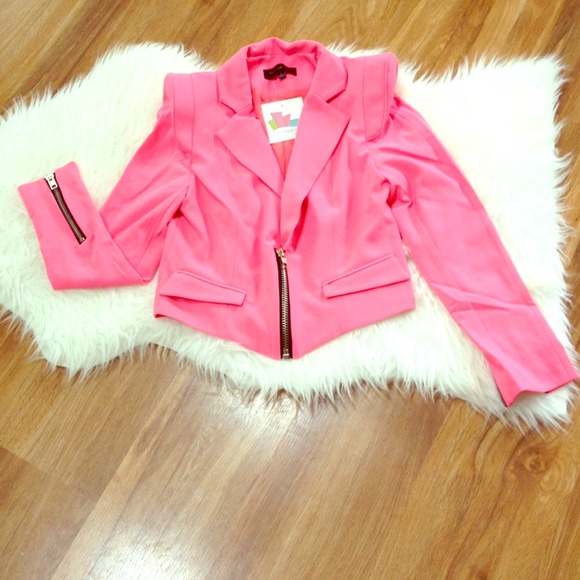 REDUCED! Authentic Neon Pink Blazer 100% Polyester - Picture 1 of 3