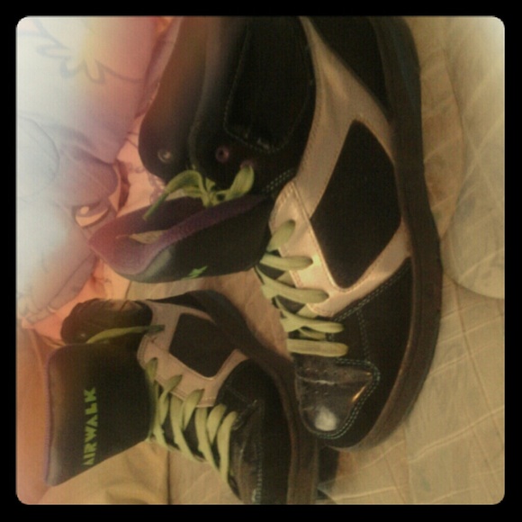 High top airwalks
