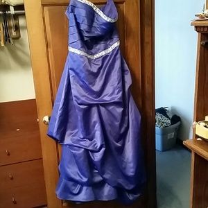 Cornflower blue prom dress.