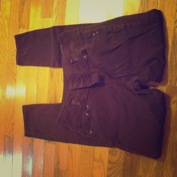 Rue 21 burgundy high-waisted skinnies - Picture 1 of 4