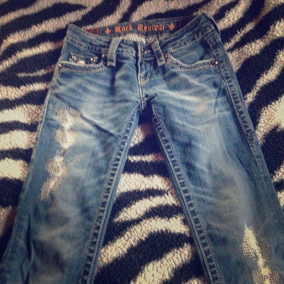 Size 26 rock revivals! Inseam 33