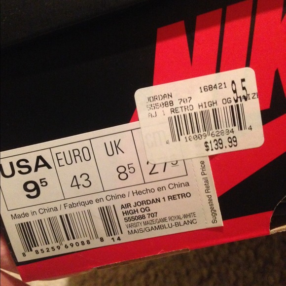 🚫SOLD🚫 Nike Air Jordan 1 retro High top - Picture 3 of 4