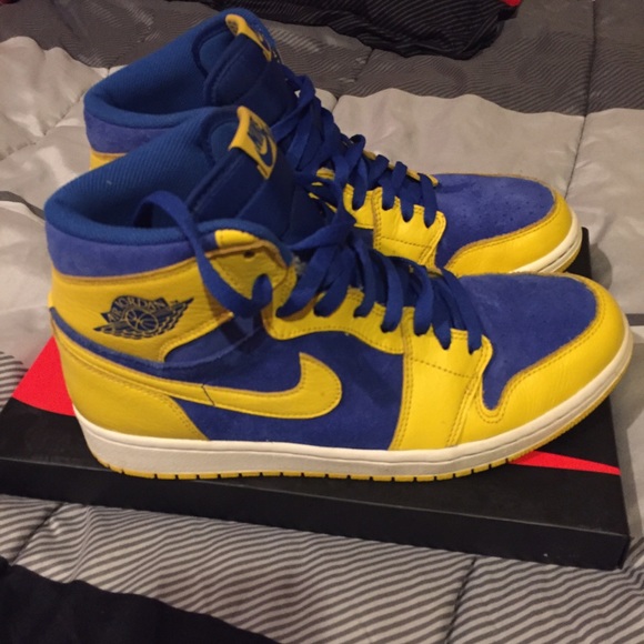 🚫SOLD🚫 Nike Air Jordan 1 retro High top - Picture 4 of 4