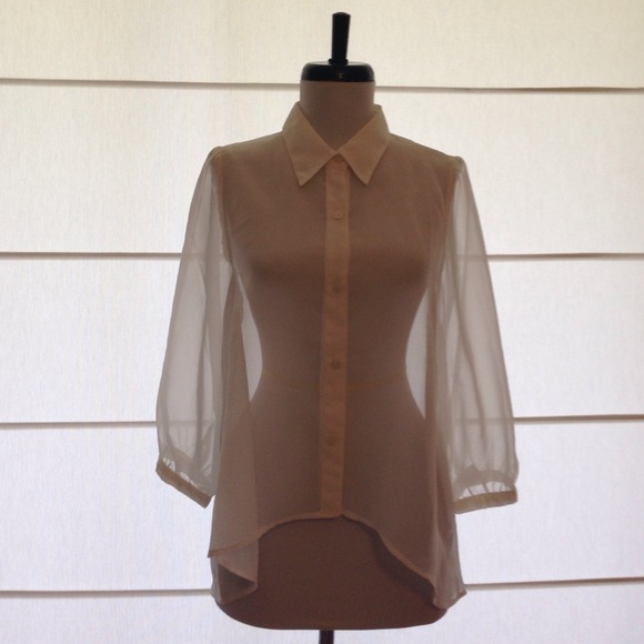 Sheer white turn-down collar flowy high-low blouse