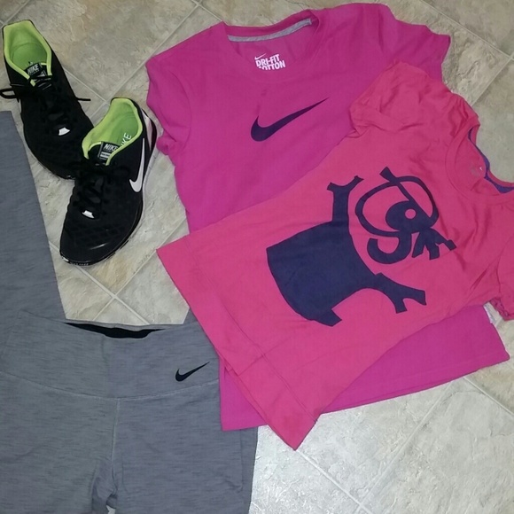 Only 1 Tee Left! Swoosh shirt GIFTED