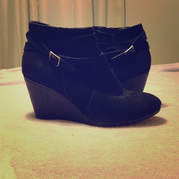 ❤️Sexy Black Wedge Booties