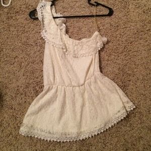 One shouldered lace top