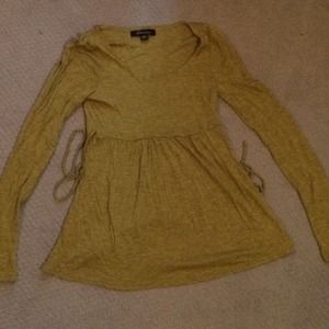 Yellow- green baby doll long sleeve shirt