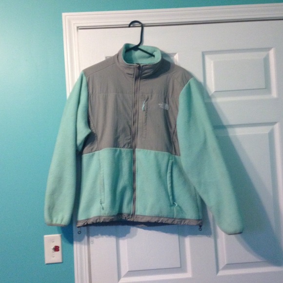 Teal Women's Northface Denali