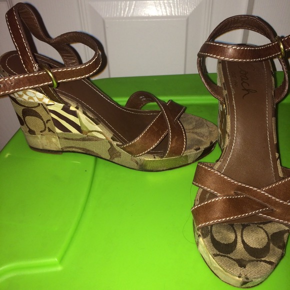 Coach wedges - Picture 2 of 2